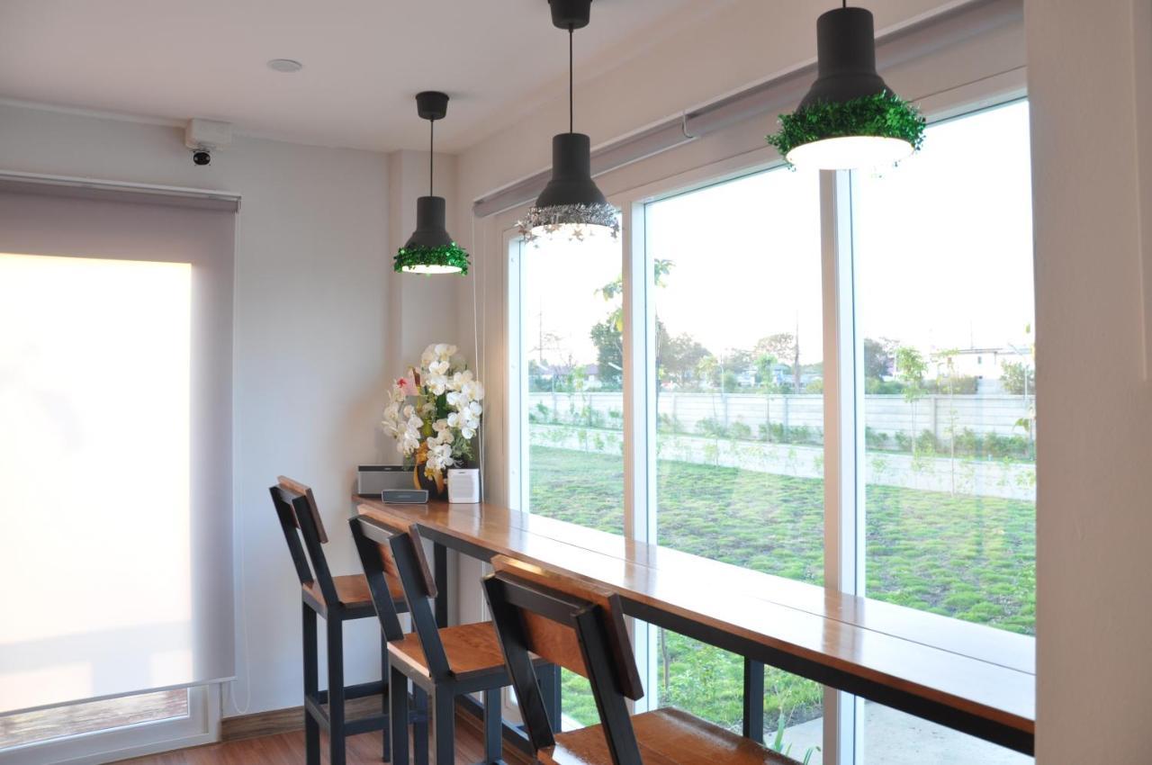 The Ikon Apartment Ban Nong Pho Esterno foto